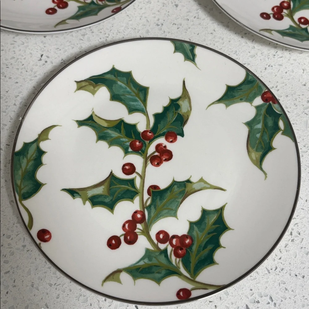 Restoration Hardware 2001 Holly Berry Holiday Salad Dessert Plates Set of 3